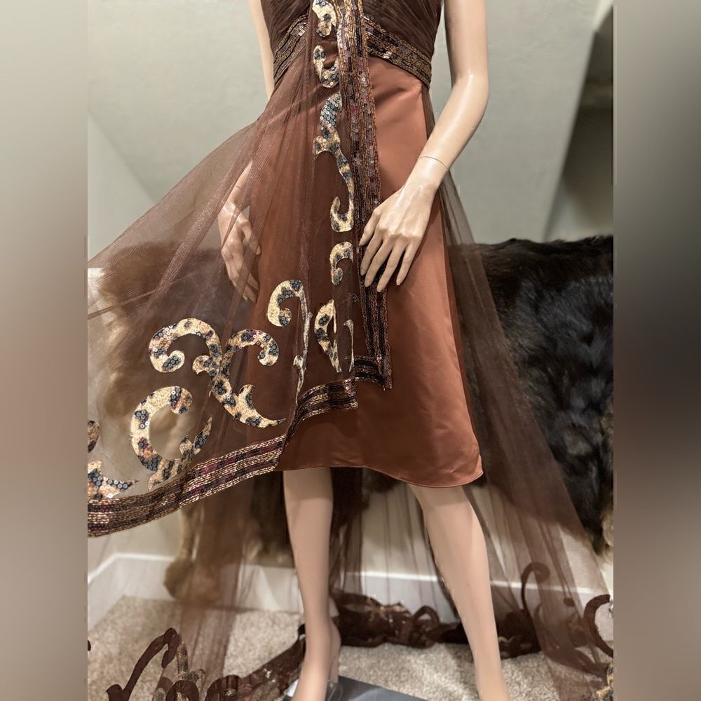 Chic Asymmetric Design, Beaded & Sequined Evening Dress - Picture 10 of 15